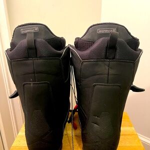 Men’s Burton Ruler Snowboard Boots - Size 9